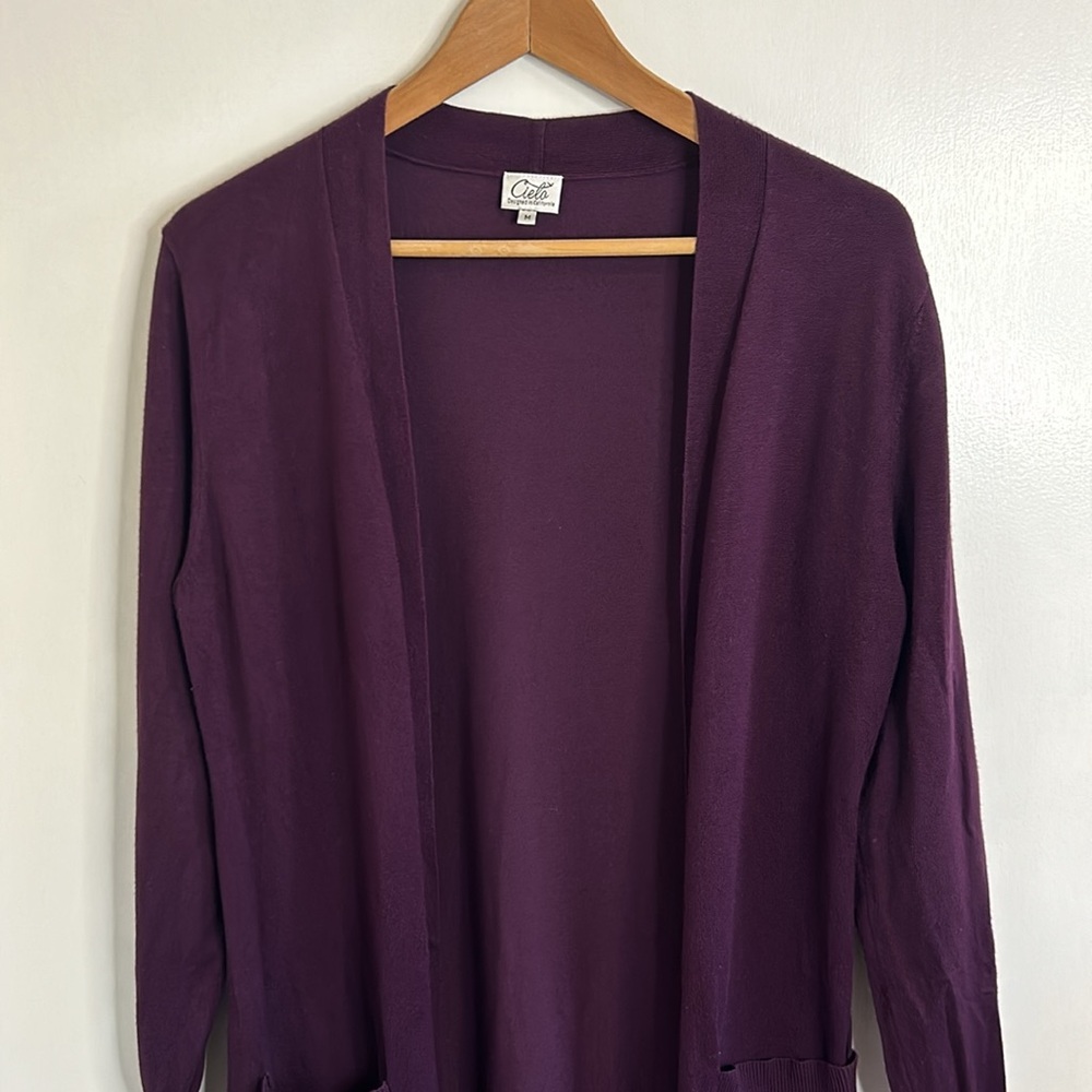 Cielo VGUC petty purple open cardi, front pockets.
